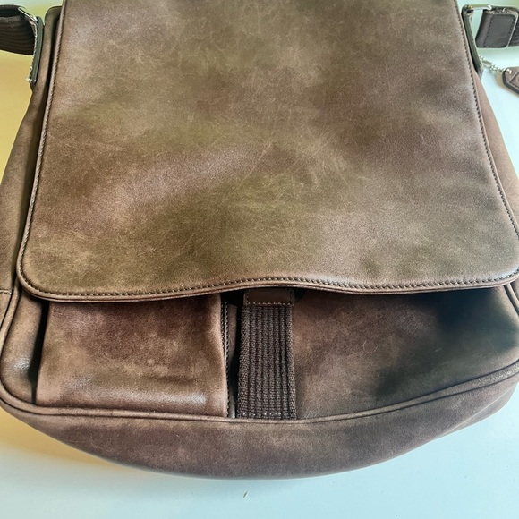 Coach Unisex Dark Brown  Leather Messenger Bag - Picture 3 of 7